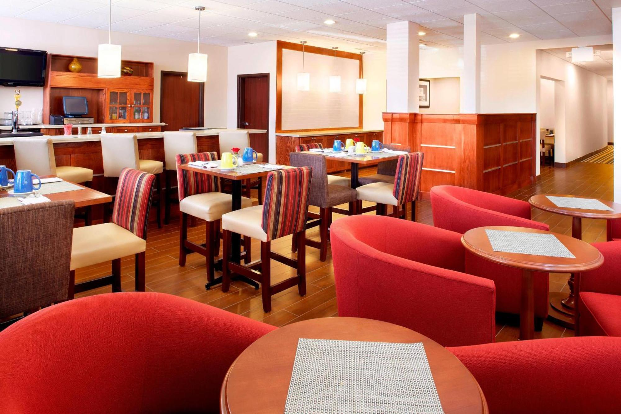 Four Points By Sheraton Houston Hobby Airport Экстерьер фото